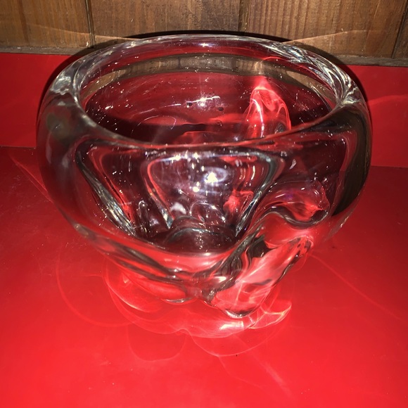 Beautiful Hand Blown Apple Like Glass Bowl - Picture 1 of 7